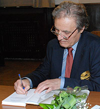 Има изход от езиковата инвазия