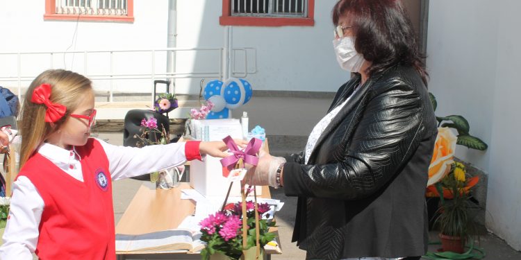 Училището е живот