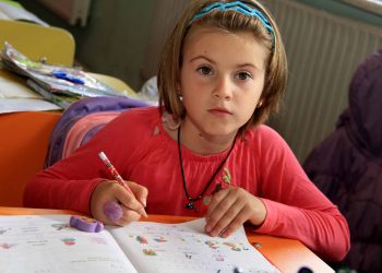 Новата учебна година ще започне присъствено