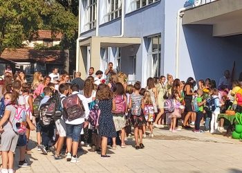 Пак усмивки  в Началното  във Варна