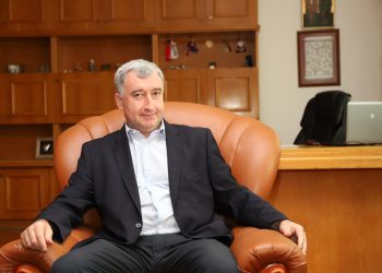 Проф. д-р инж. Илия Железаров, ректор на Техническия университет – Габрово, пред в. „Аз-буки“: Дистанционни инженери няма