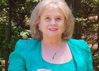 Лилия Христова – директор „Образование и младежки дейности“  в Община Варна, пред в. „Аз-буки“: Разкриваме нови детски градини в центъра