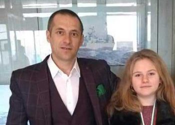 С ново училище  за празниците