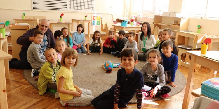 Екоучилище на щастието