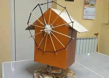 Истории  в макети