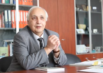 Акад. Константин Хаджииванов, заместник-министър на образованието и  науката: Хората са основният двигател на наукатаНеобходима е култура в партньорството научни изследвания – бизнес. Голя ма част от учените са узрели за това