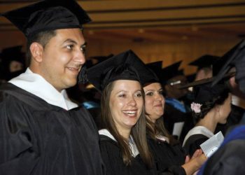 Отворена врата към пазара на труда