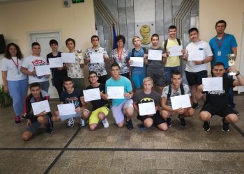 С призови места по роботика