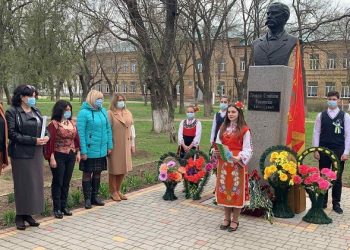 Културно-просветен мост между Украйна и България