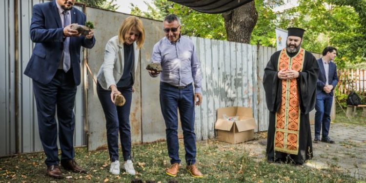 Над 3200 нови места за децата в София