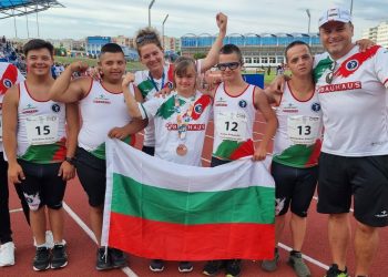 Защо ликува Слав Петков