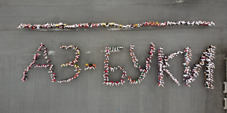 Ученици от 140 СУ „Иван Богоров“ и НИОН „Аз-буки“ отбелязаха със специално събитие 24 май