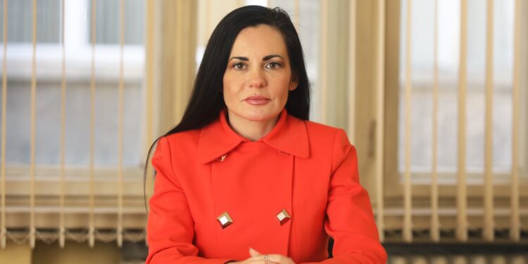 Футурологът Мариана Тодорова: Трябва да внимаваме улеснението, което ни дава изкуственият интелект, да не се превърне в когнитивен залез и оглупяване