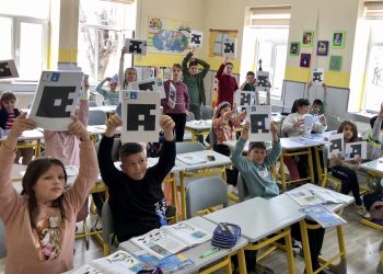 Всички деца обичат технологиите