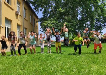 Където учат децата да мечтаят