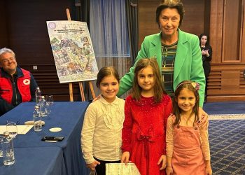 Зам.-министър Лазарова награди „посланици на здравето“