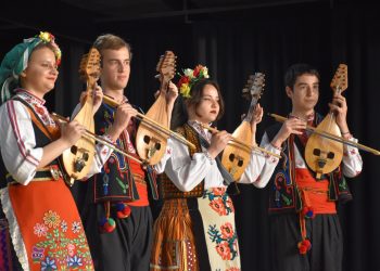 Мелодията на традициите: Наградиха призьорите в XXIX национален детски фолклорен конкурс „Диньо Маринов“