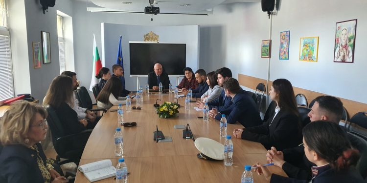 МОН и студентите с мерки за подобряване на качеството на обучението във висшите училища