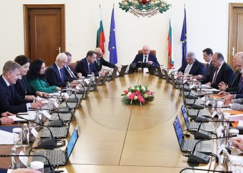 Служебното правителство отчете свършеното