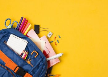 Над 89 800 заявления за еднократна помощ за ученици са подадени за месец