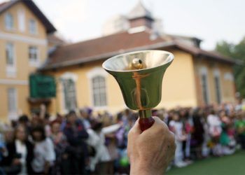 Над 1000 полицейски екипа пазят първия учебен ден