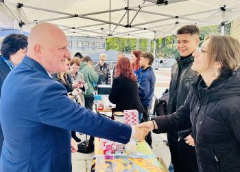 Ръст на приема в дуални паралелки