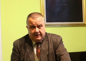 Проф. д.н. Емануел Мутафов: По-себичното общество неглижира грамотността