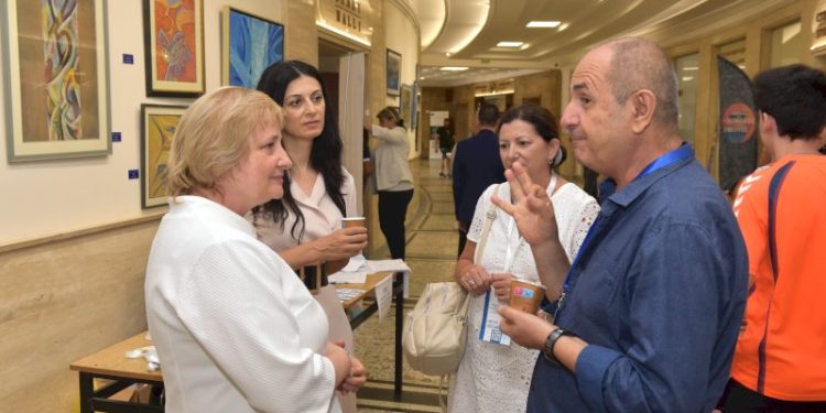 Представят модел на позитивно образование