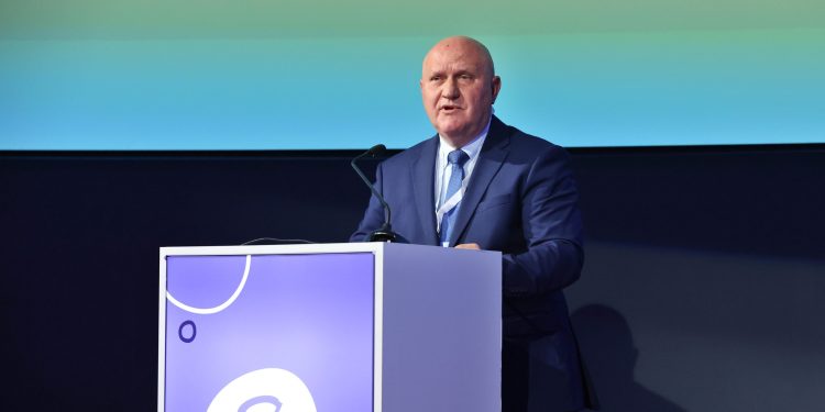 Съвременното образование следва да развива критичното и творческото мислене, креативността и уменията на учениците, заяви служебният министър на образованието и науката проф. Галин Цоков на конференцията „Уменията за иновации в образованието“