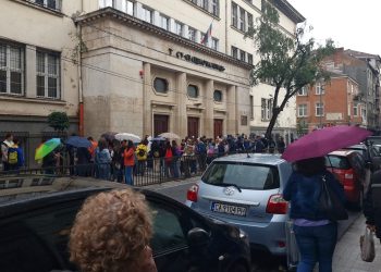 Над 59 000 четвъртокласници на национално външно оценяване по български език и литература и по математика