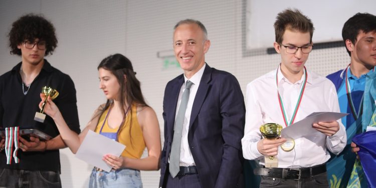 Снимка на броя: Златни медали