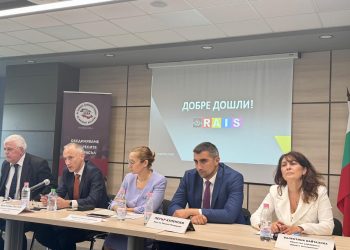 Най-големи икономически загуби ще търпим в бъдеще, ако не съумеем да захраним индустриите с нужните им кадри.“ Това каза министърът на образованието и науката Красимир Вълчев на среща с Българска браншова камара – машиностроене