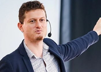 Светлин Наков, предприемач в сферата на образованието и технологиите: Учителят вече не е говореща енциклопедия