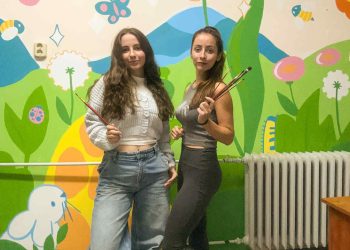 Студентка и учител вдъхват нов живот на детско отделение в Кюстендил