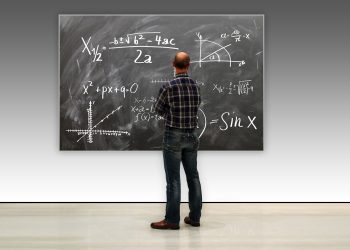 Учителските заплати с 5% по-високи от 1 януари 2026 г.