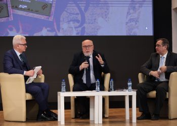 „Аз-буки“ представи „Стопанска история на българите в Османската империя“ в БАН